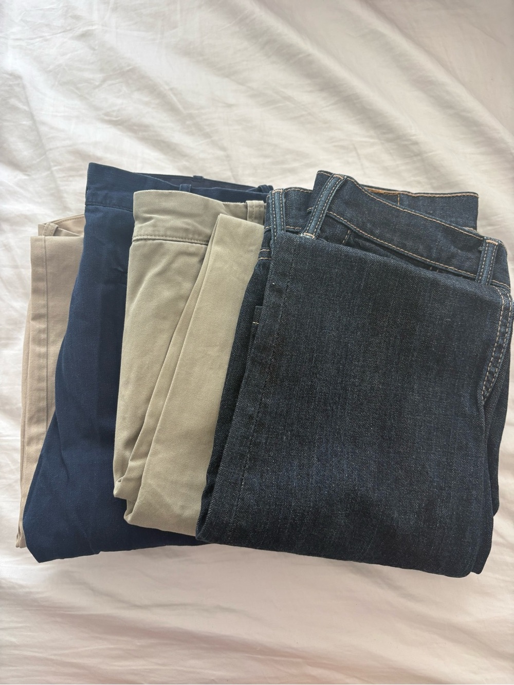 Lot of 4 pairs of pants/jeans Men Levi’s 511 and J Crew